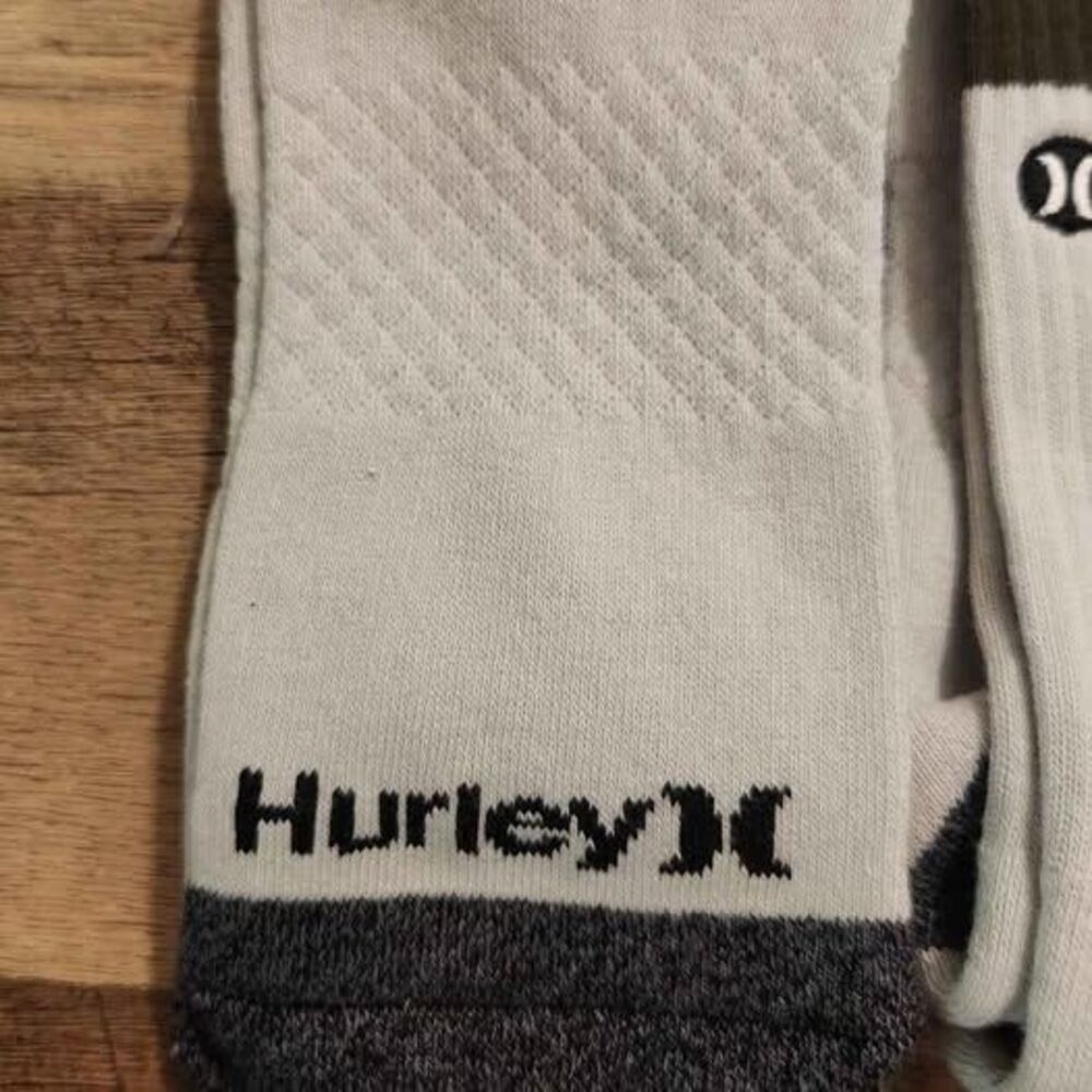 Hurley Socks Large NWOT - Picture 2 of 3